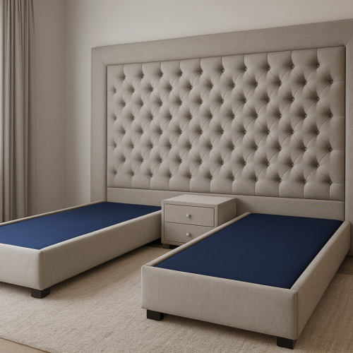 מיטה יהודית דגם לוטוס, צבע אפור-חום, גב עם דוגמאת מעויינים.